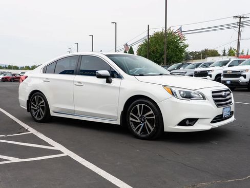Used 2017 Subaru Legacy 2.5i Sport AWD/4WD image 5
