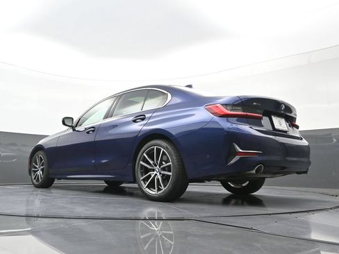 Used 2020 BMW 330i xDrive Sedan AWD/4WD image 25