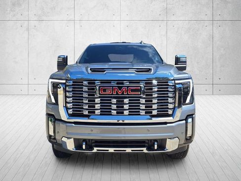 Used 2026 GMC Sierra 2500 Denali w/ Denali Reserve Package AWD/4WD image 2