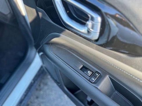 New 2026 Jeep Compass Limited image 15