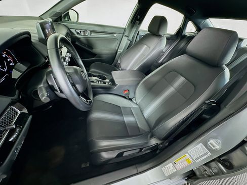 Used 2025 Honda Civic Sport image 13