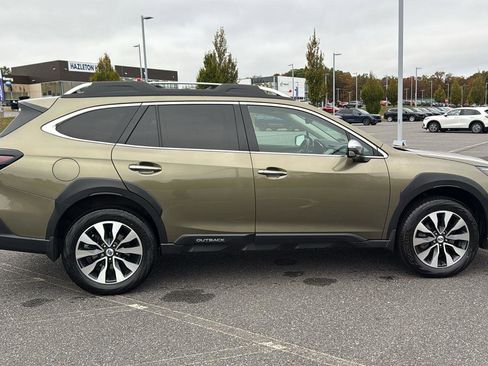Used 2023 Subaru Outback Touring image 4