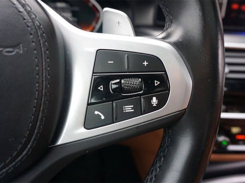 Used 2022 BMW 530i w/ Executive Package image 9