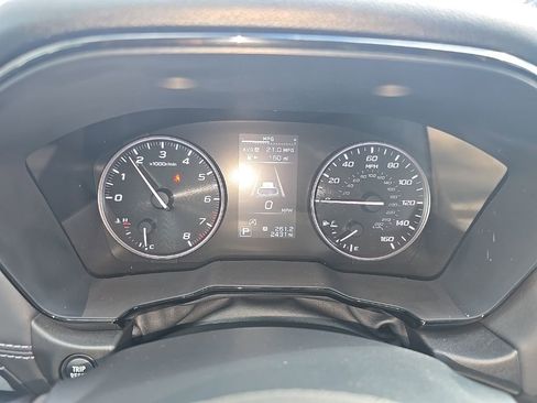 Certified 2025 Subaru Outback Premium image 8