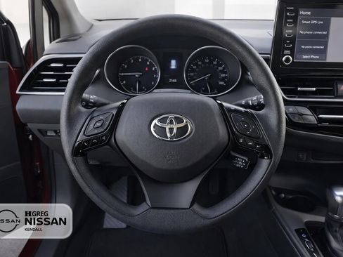 Used 2019 Toyota C-HR LE FWD image 8
