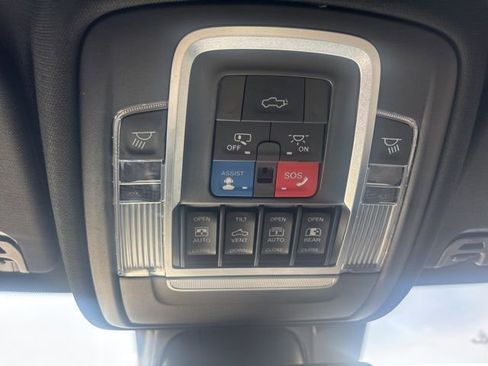 Used 2020 RAM 1500 Limited AWD/4WD image 11