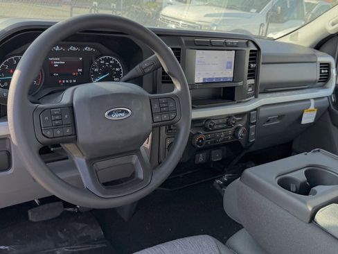 New 2024 Ford F550 4x4 Regular Cab Super Duty image 25