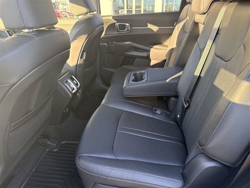 New 2026 Kia Sorento S image 30