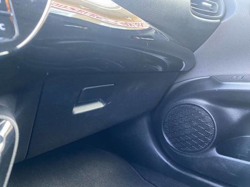 Used 2022 Toyota Prius LE image 39