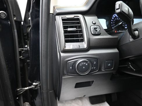 Used 2022 Ford Ranger Lariat w/ Equipment Group 501A High image 11