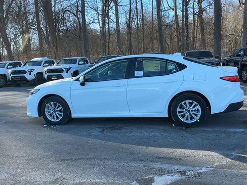 New 2026 Toyota Camry LE w/ Convenience Package image 5