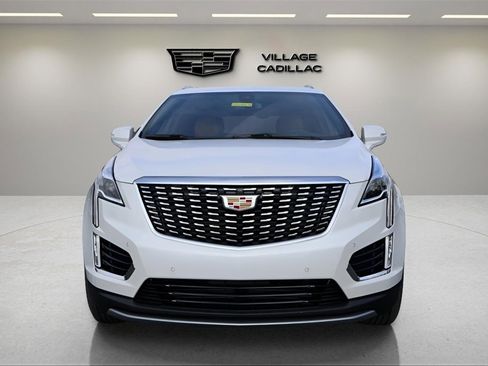 New 2025 Cadillac XT5 Premium Luxury image 8
