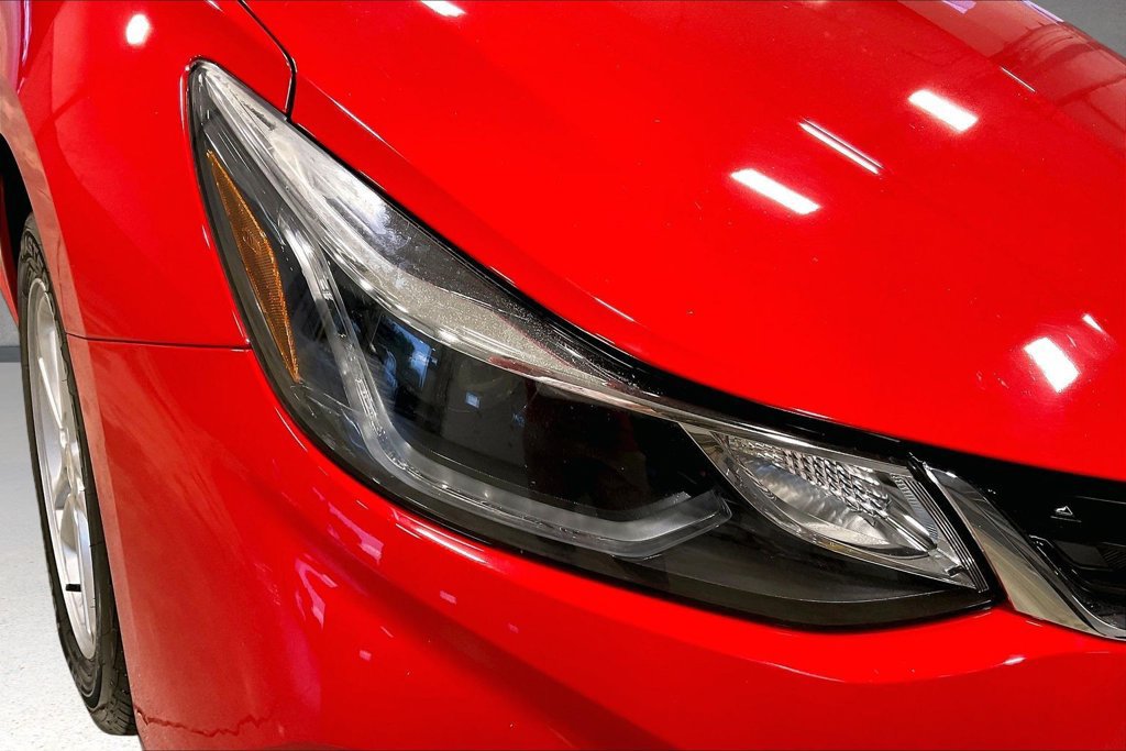 Used 2017 Chevrolet Cruze LT w/ RS Package FWD image 29