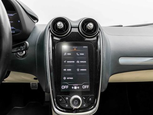 Used 2020 McLaren GT RWD image 8
