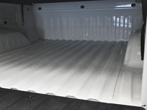 Used 2025 GMC Sierra 1500 Elevation w/ Preferred Package image 24