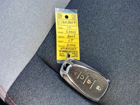 Used 2017 Chevrolet Bolt LT image 29