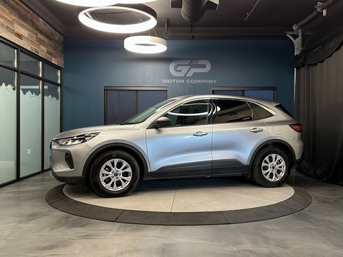 Used 2023 Ford Escape Active image 7