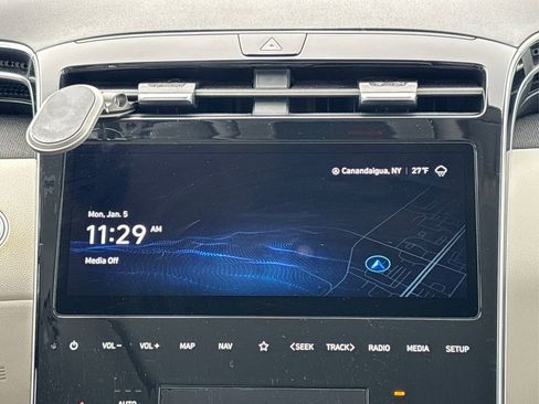 Certified 2023 Hyundai Tucson Limited image 17