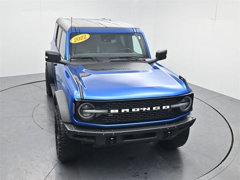 Used 2022 Ford Bronco Wildtrak image 44
