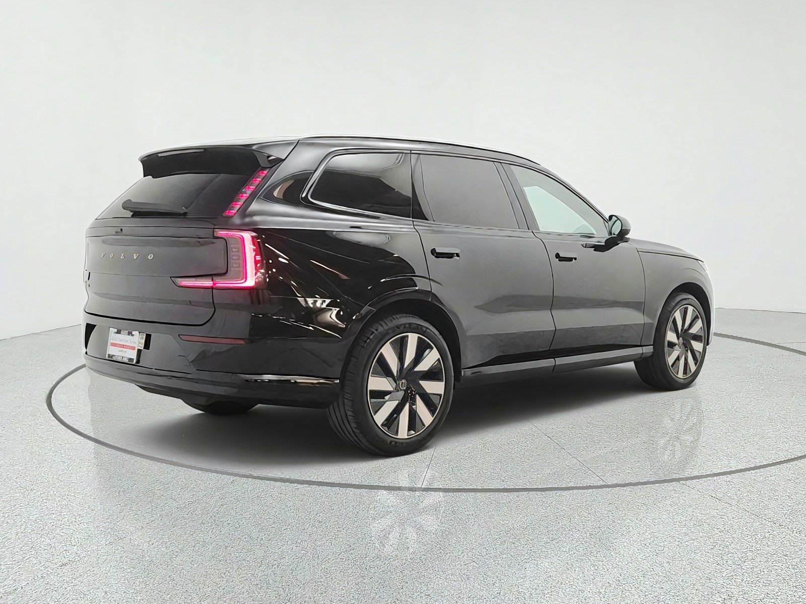 Used 2025 Volvo EX90 Ultra AWD/4WD image 5