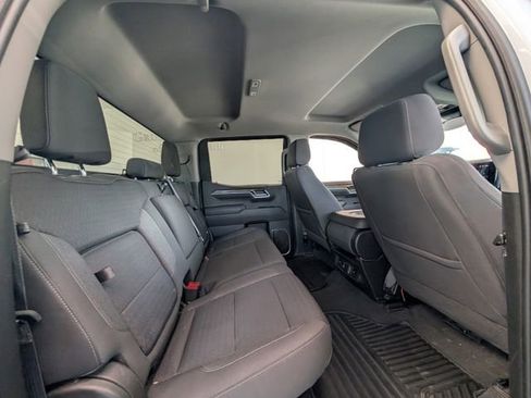 Used 2022 GMC Sierra 1500 Elevation image 17