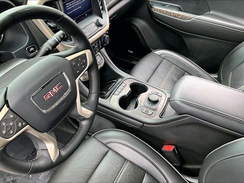 Used 2023 GMC Acadia Denali FWD image 19