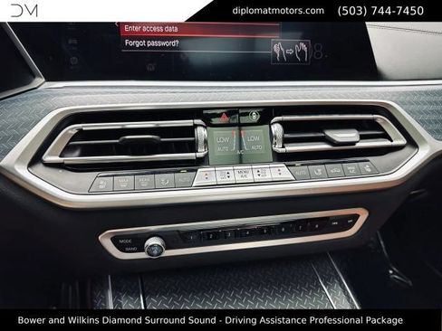 Used 2020 BMW X7 M50i AWD/4WD image 40