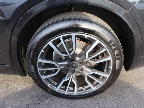 Used 2023 Maserati Grecale GT image 60