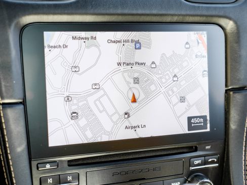 Used 2017 Porsche 718 Boxster image 16