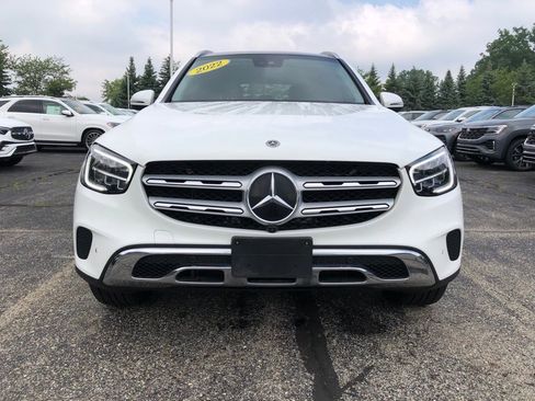 Used 2022 Mercedes-Benz GLC 300 4MATIC w/ Premium Package Lite image 2