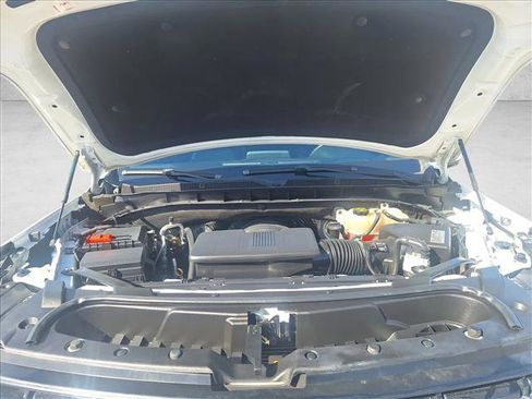 Used 2021 Chevrolet Suburban LT image 23