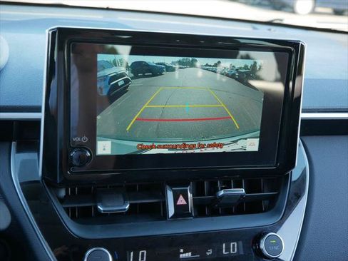 Certified 2025 Toyota Corolla Cross XLE AWD/4WD image 18