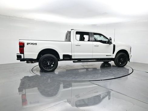 New 2026 Ford F250 Lariat w/ Black Appearance Package AWD/4WD image 3