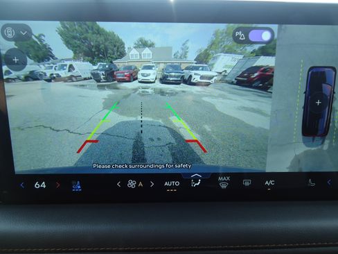 Used 2026 Lincoln Aviator AWD w/ Jet Appearance Package image 18