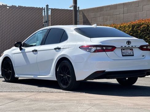 Used 2023 Toyota Camry LE FWD image 6