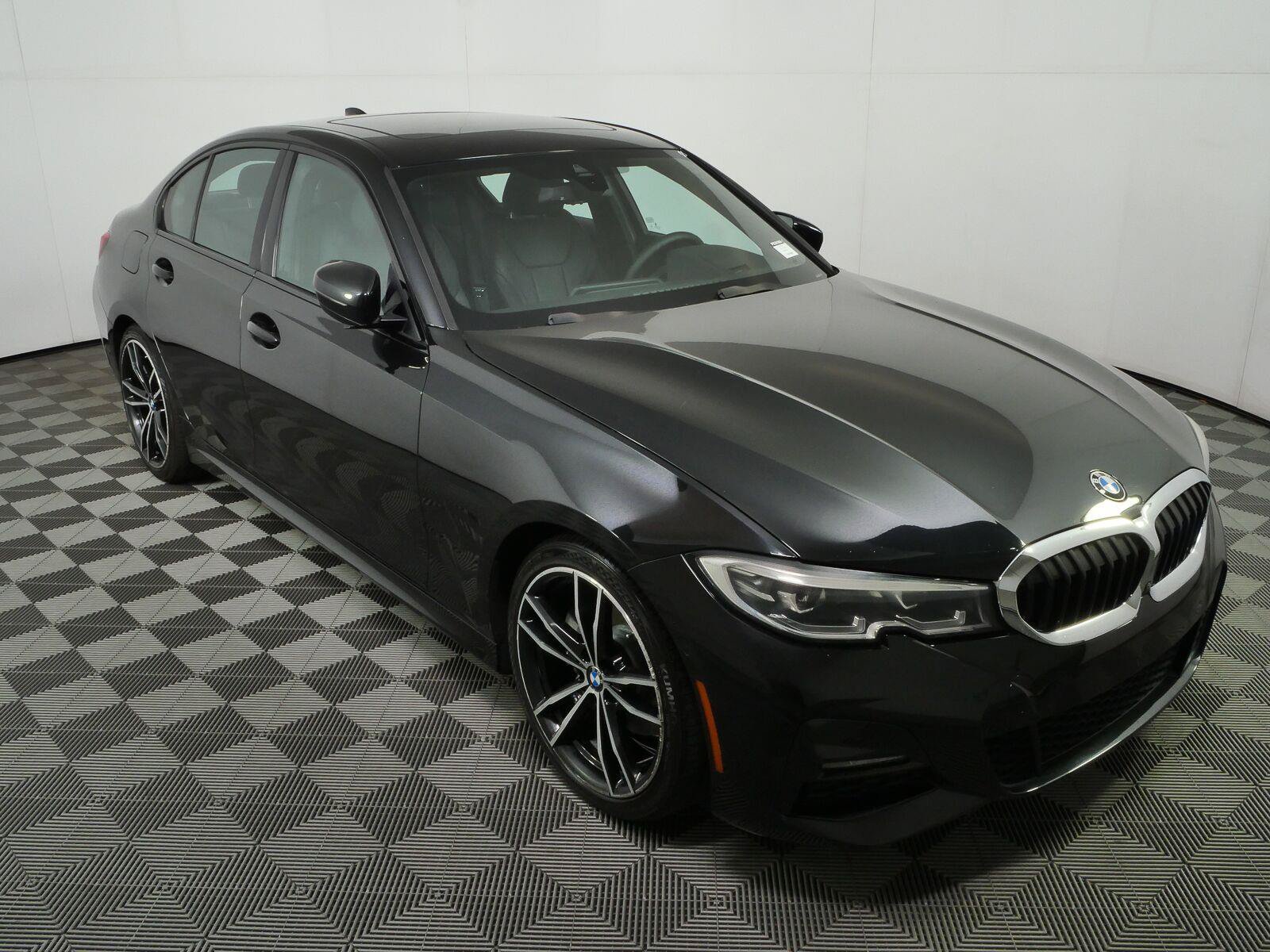 Used 2021 BMW 330i Sedan RWD image 22