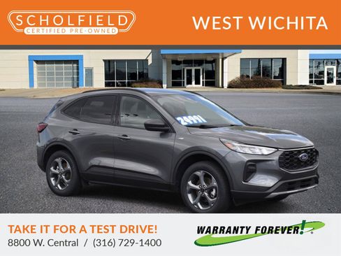 Used 2025 Ford Escape ST-Line AWD/4WD image 1