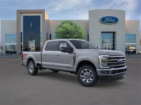 New 2026 Ford F250 Lariat w/ Lariat Premium Package image 7