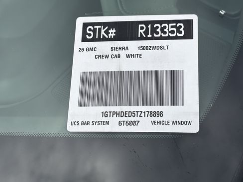 Used 2026 GMC Sierra 1500 SLT RWD image 30