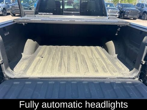 Used 2019 RAM 1500 Laramie AWD/4WD image 25