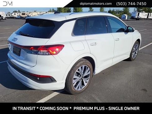 Used 2023 Audi Q4 e-tron Premium Plus RWD image 4