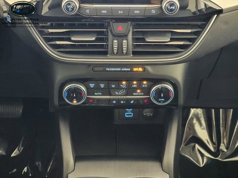 Certified 2022 Ford Escape Titanium w/ Class II Trailer Tow Package AWD/4WD image 24