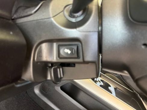 Used 2022 RAM 3500 Laramie AWD/4WD image 16