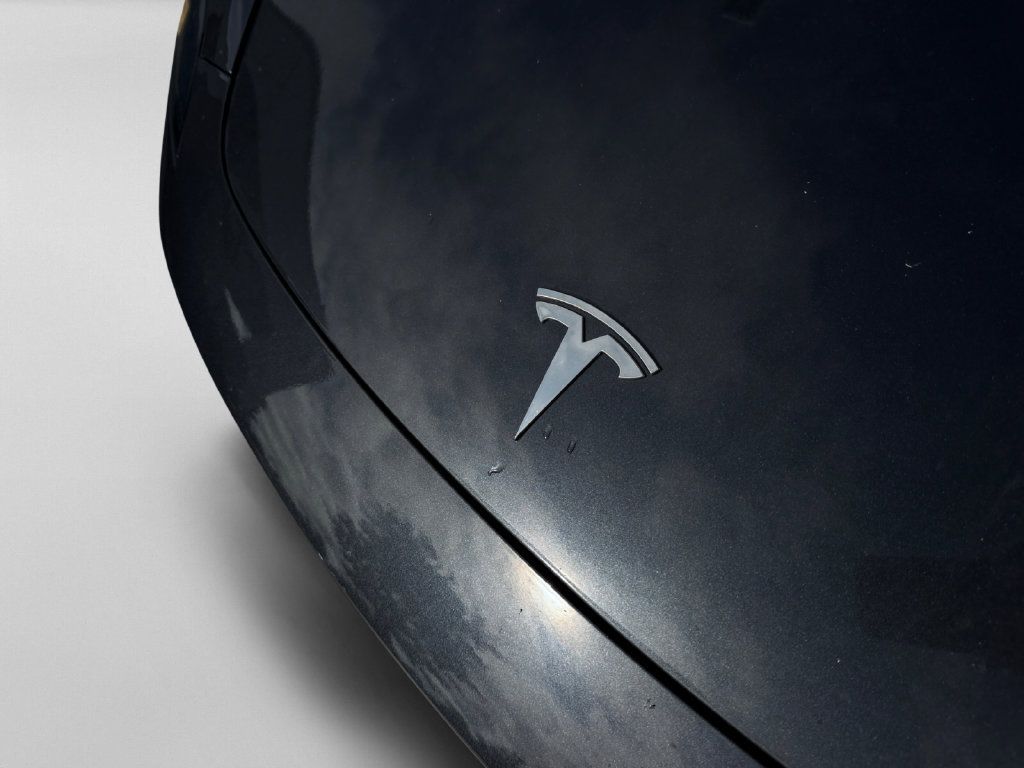 Used 2025 Tesla Model 3 Long Range RWD image 32