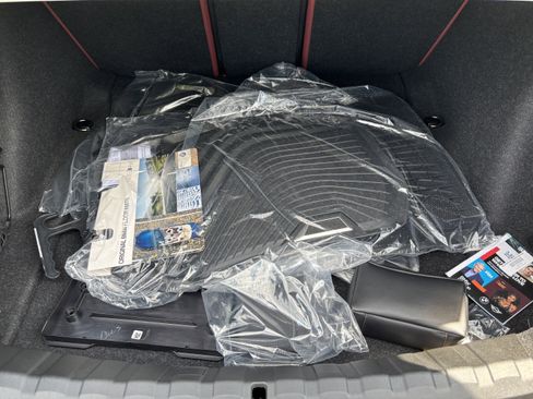 Used 2025 BMW 230i Coupe w/ M Sport Package image 35