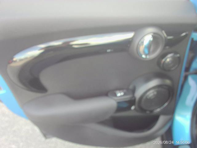 Used 2017 MINI Cooper S FWD image 16