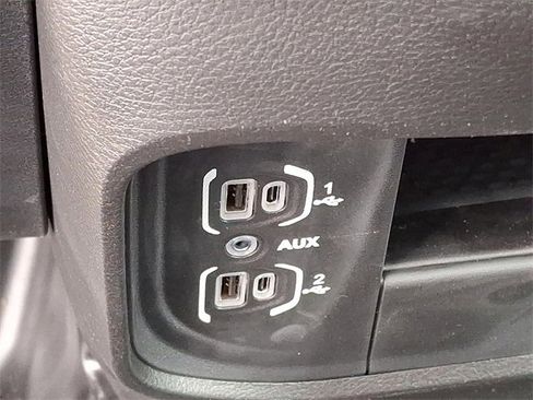 Used 2024 RAM 2500 Tradesman w/ Chrome Appearance Group image 19