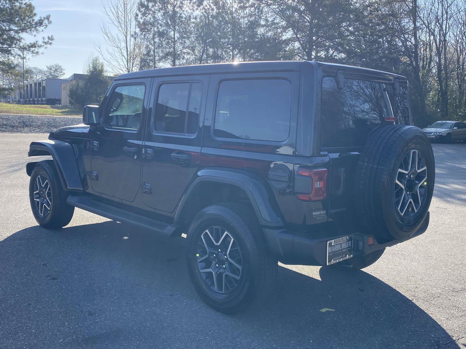 New 2026 Jeep Wrangler Unlimited Sahara AWD/4WD image 5