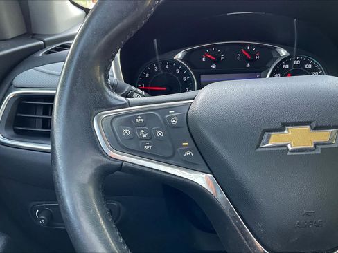 Used 2021 Chevrolet Equinox Premier image 17