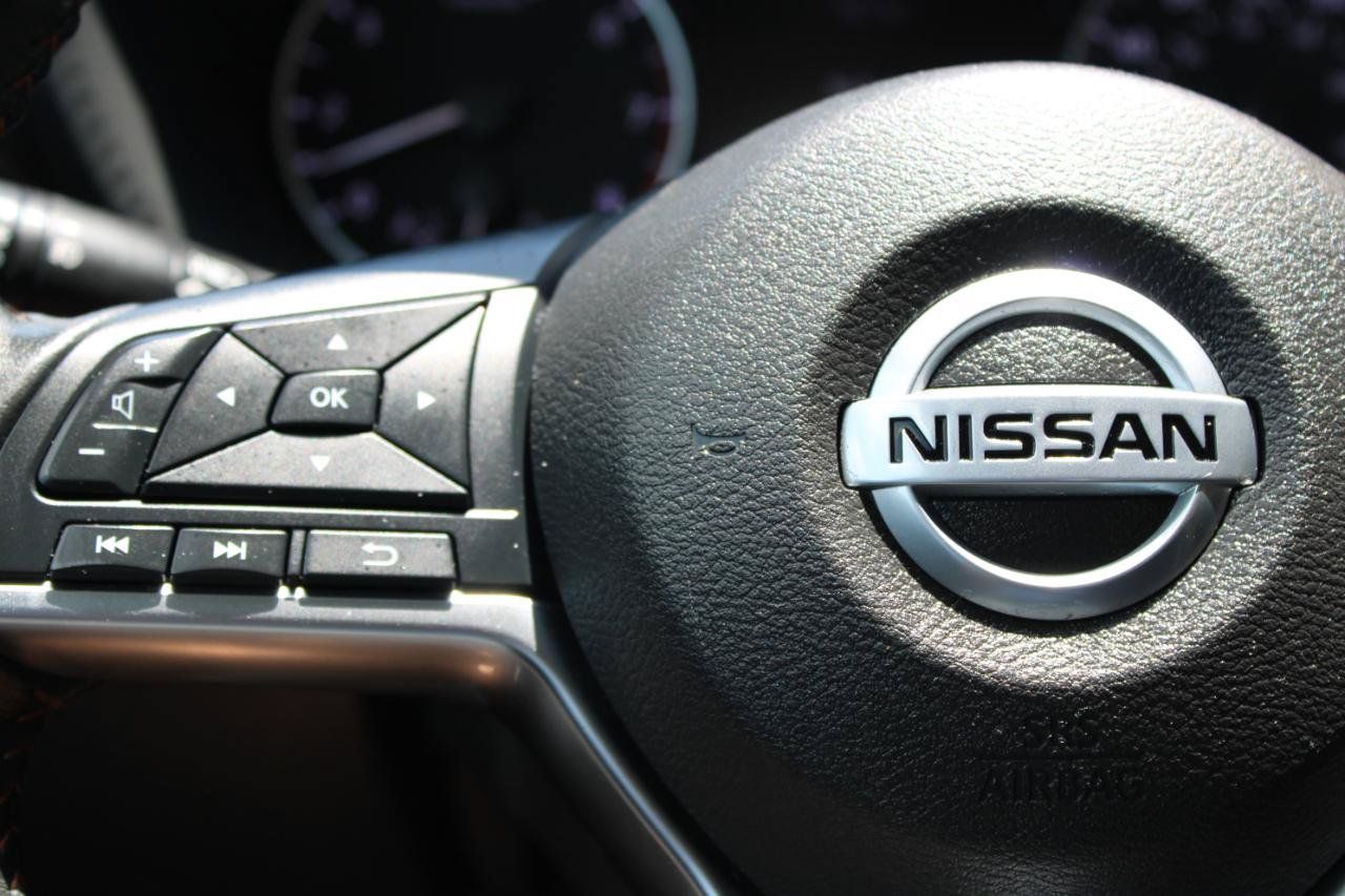 Used 2023 Nissan Sentra SR FWD image 19